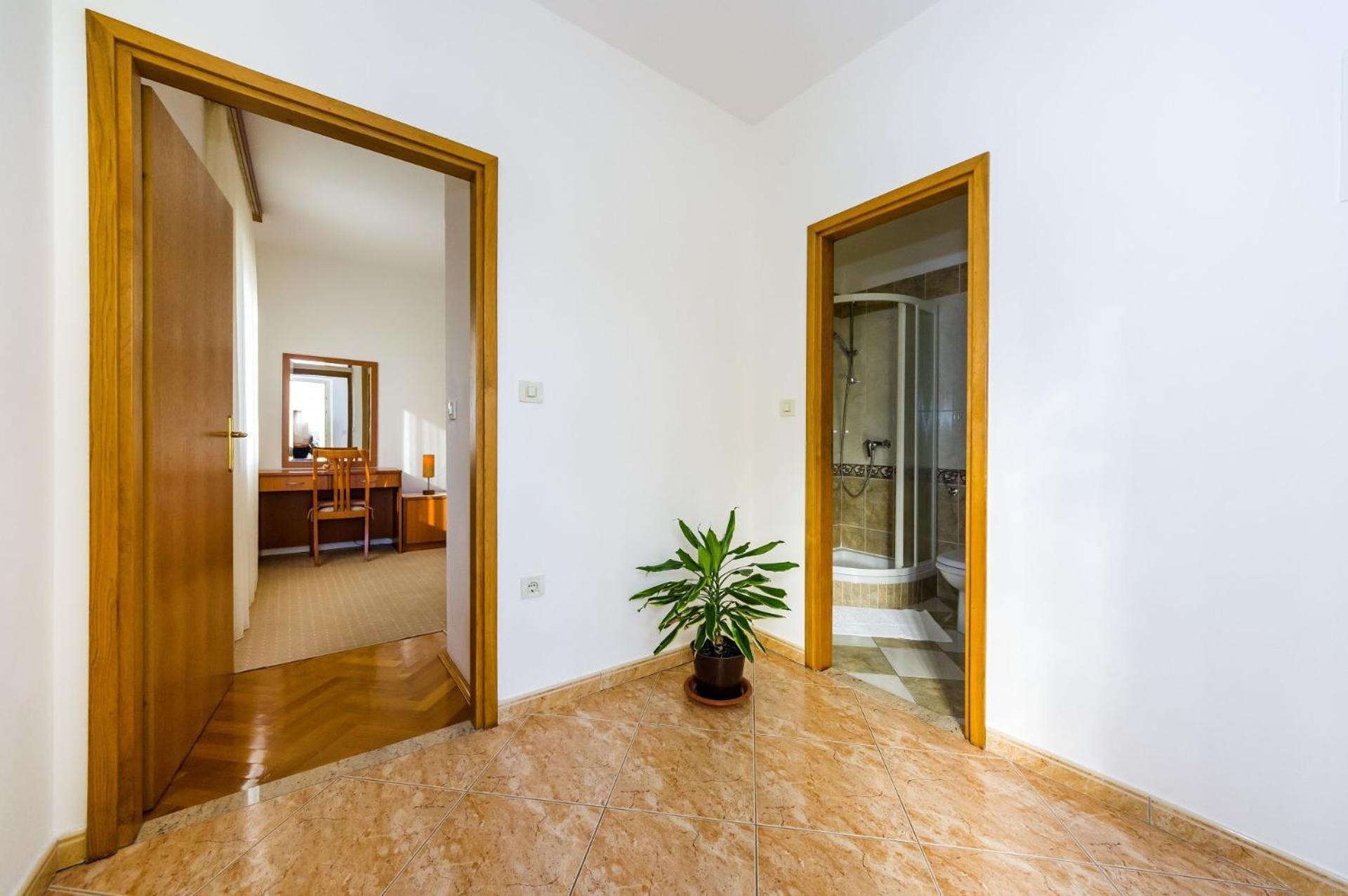 Apartments Petin Zara Esterno foto